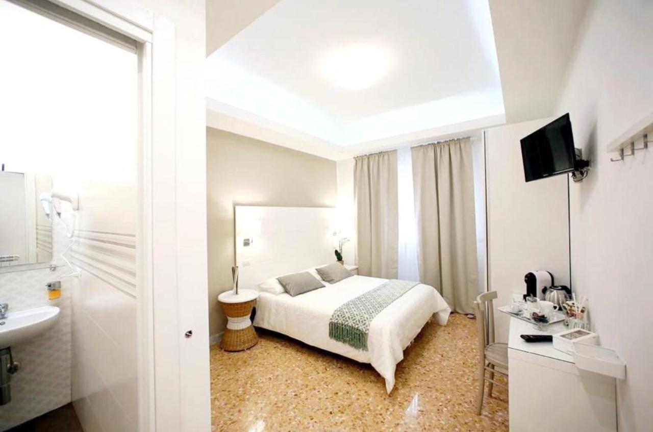 B&B Vatican Inside Rome Buitenkant foto